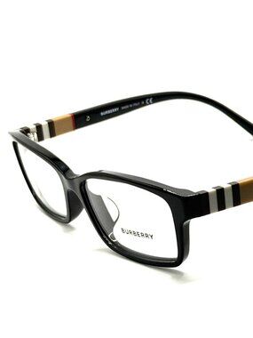 Burberry | Accessories | Burberry Marlowe Sunglasses | Poshmark